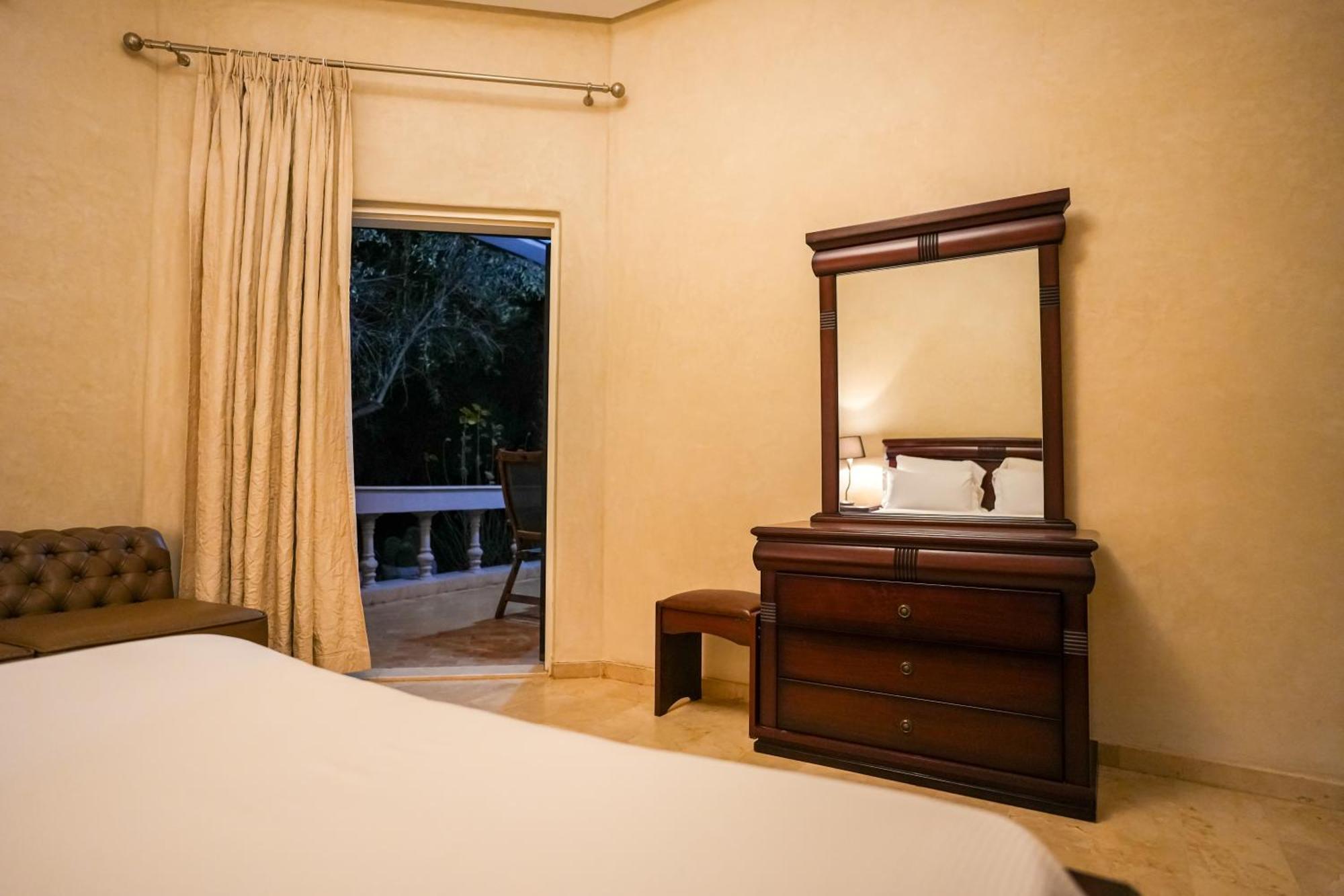 Just V Hotel & Spa Ouled Hassoune Екстериор снимка